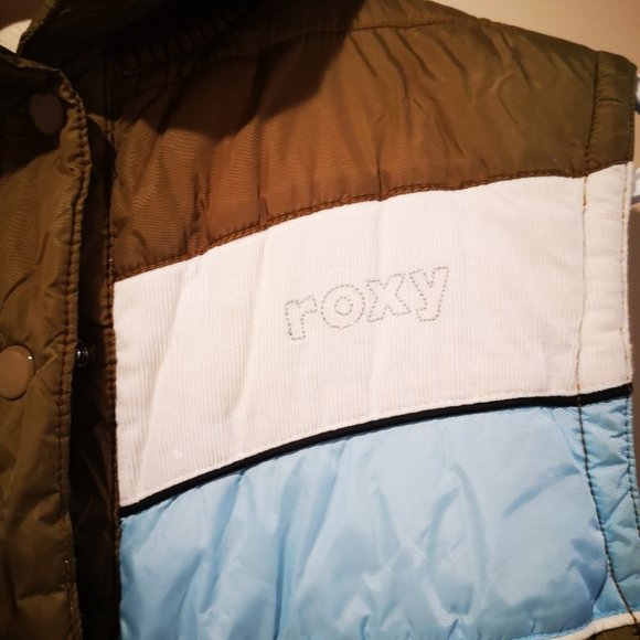 COPY - Roxy Puffy Vest Medium - Picture 5 of 10